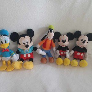 6 mickey mouse stuffed animals
